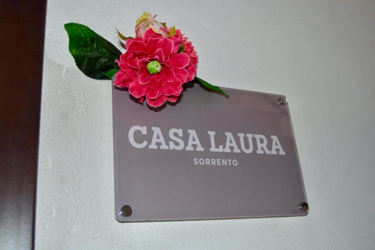 Отель Casa Laura Сорренто Экстерьер фото